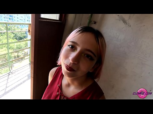 ❤️ د شاګرد حساسیت په بهر کې یو اجنبی سړی وخوري - د هغه په مخ کې ☑ ❌️❤
